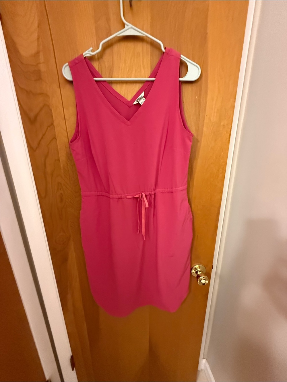 Eddie Bauer Sleeveless V-Neck Drawstring Waist Fuchsia Dress